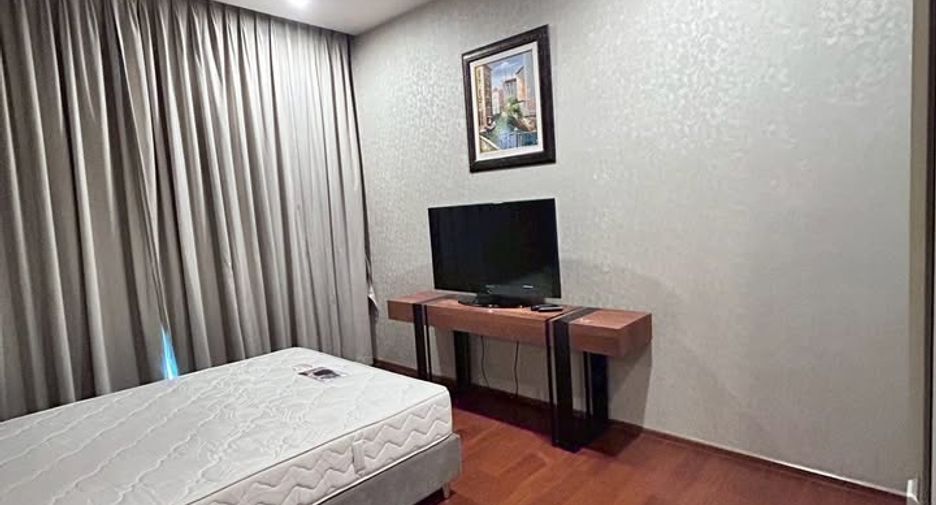 For rent and for sale 2 bedrooms condo in Watthana, Bangkok