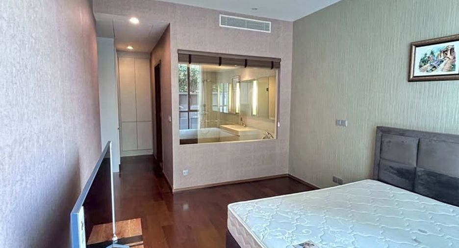 For rent and for sale 2 bedrooms condo in Watthana, Bangkok