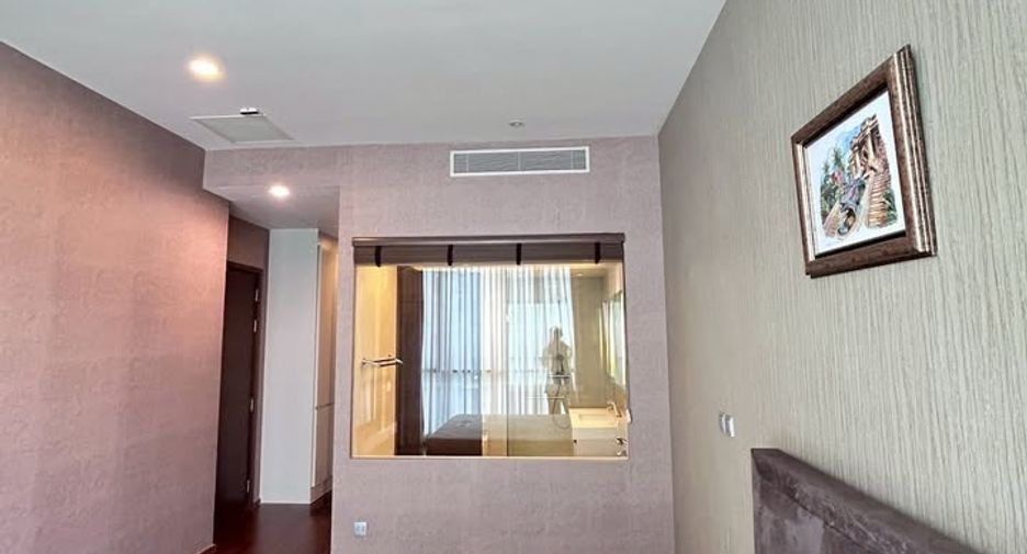 For rent and for sale 2 bedrooms condo in Watthana, Bangkok