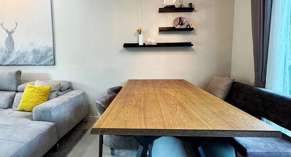 For sale 4 bedrooms townhouse in Mueang Pathum Thani, Pathum Thani