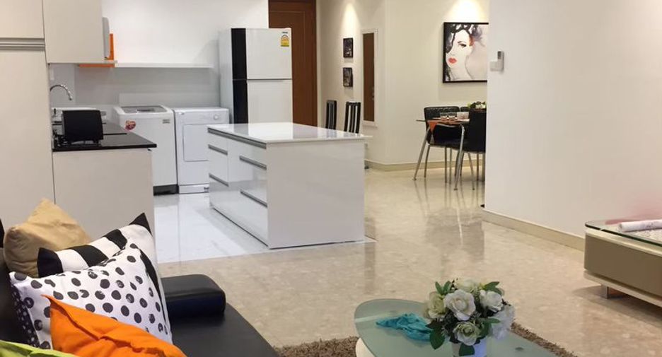 For rent 2 bedrooms condo in Watthana, Bangkok
