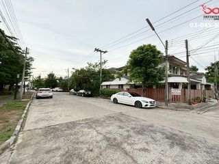 For sale 5 Beds house in Thanyaburi, Pathum Thani