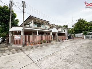 For sale 5 Beds house in Thanyaburi, Pathum Thani