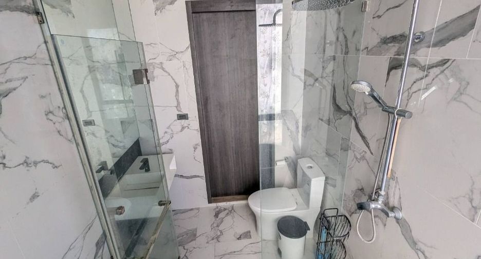 Condo en venta de 1 habitaciones en Khlong Toei, Bangkok