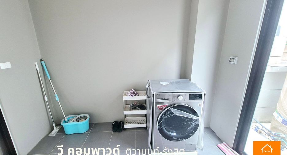 For sale 3 bedrooms house in Mueang Pathum Thani, Pathum Thani