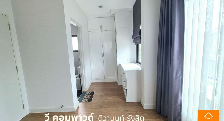 For sale 3 bedrooms house in Mueang Pathum Thani, Pathum Thani