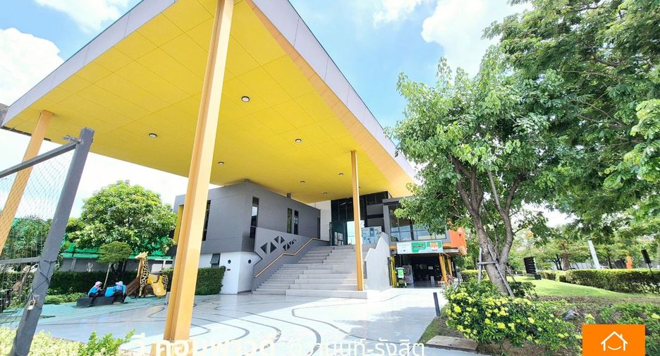 For sale 3 bedrooms house in Mueang Pathum Thani, Pathum Thani