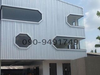 For rent 1 bed retail Space in Phra Khanong, Bangkok