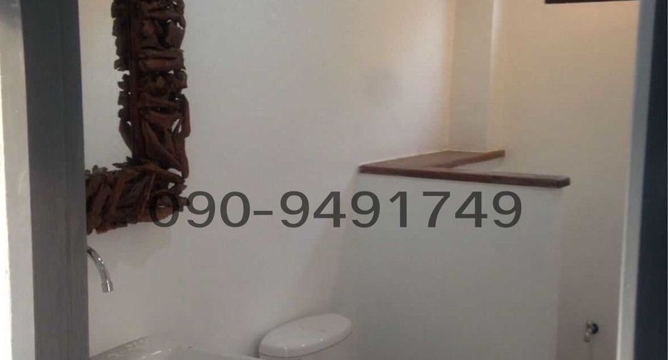 For rent 1 bed retail Space in Phra Khanong, Bangkok