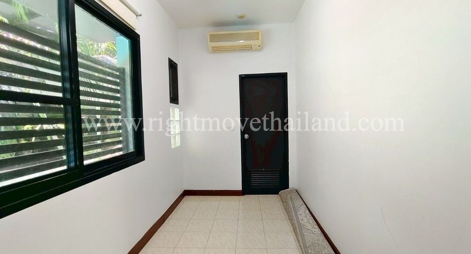 出租 3 卧室 公寓式住宅 在 Khlong Toei, 曼谷