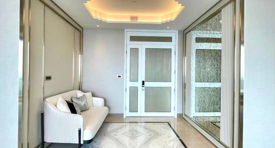 Condo en alquiler de 6 habitaciones en Khlong San, Bangkok