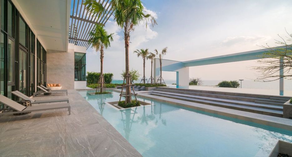 For sale 3 bedrooms condo in Bang Lamung, Chonburi