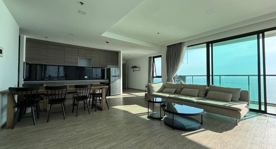 For sale 3 bedrooms condo in Bang Lamung, Chonburi