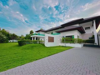 For rent 7 Beds villa in Bang Phli, Samut Prakan