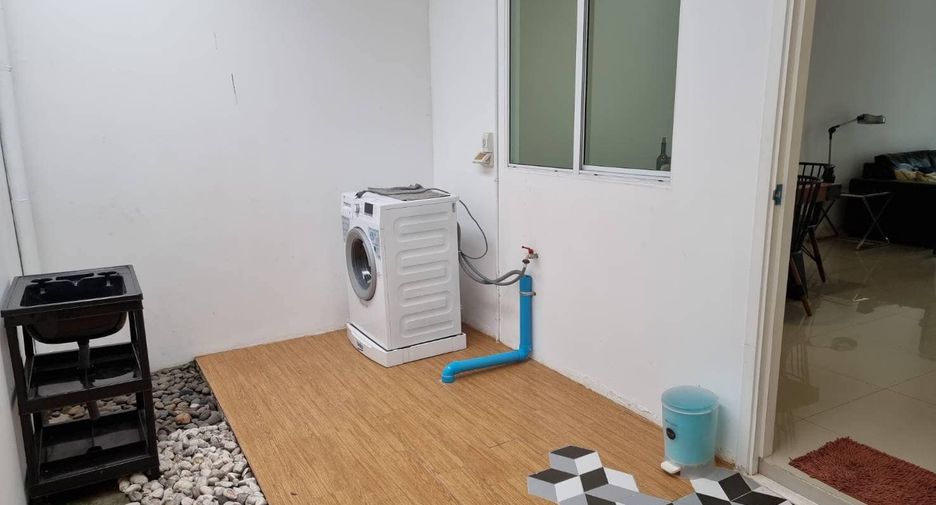 Casa adosada en venta de 3 habitaciones en Mueang Chiang Mai, Chiang Mai