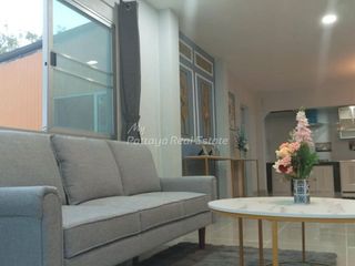 Haus zum Kauf mit 2 Zimmer in Bang Lamung, Chonburi