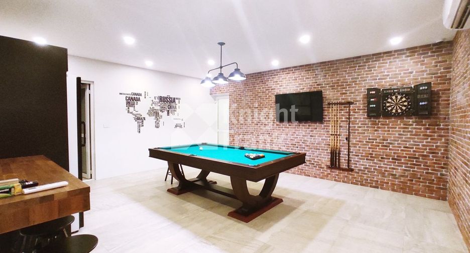 For sale 4 bedrooms villa in Thalang, Phuket