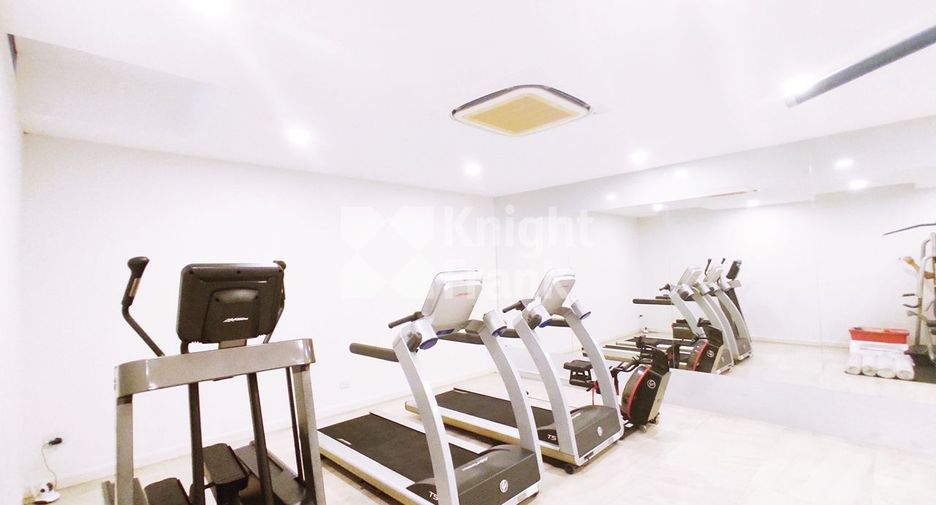 For sale 4 bedrooms villa in Thalang, Phuket