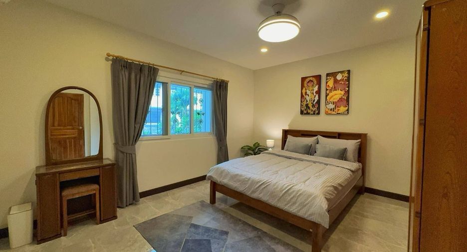 For rent 3 bedrooms house in North Pattaya, Pattaya