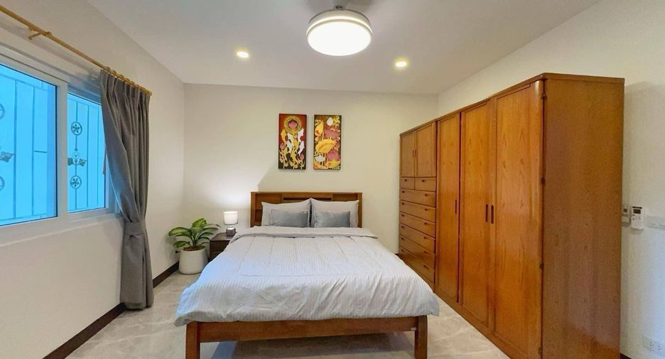 For rent 3 bedrooms house in North Pattaya, Pattaya