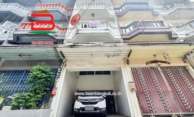 Reihenhaus zum Kauf mit 1 Zimmer in Sai Mai, Bangkok