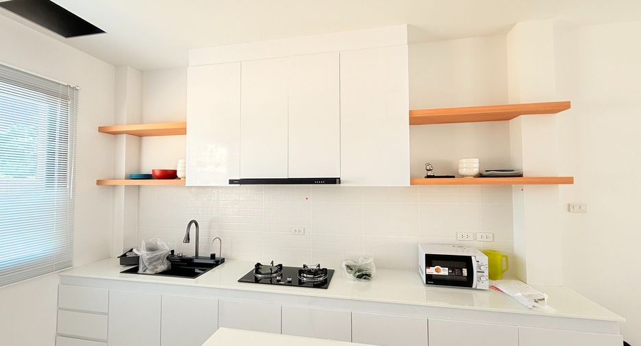 Villa en venta de 4 habitaciones en Jomtien, Pattaya