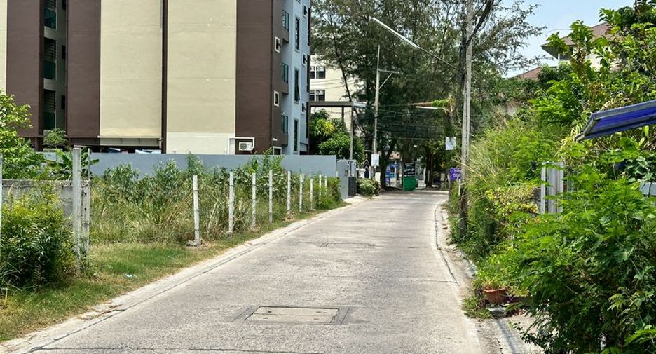 À vendre terrain à Mueang Chon Buri, Chonburi