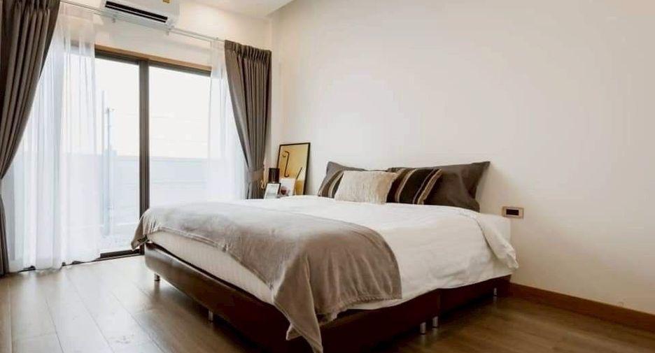 Casa en alquiler de 3 habitaciones en Huay Yai, Pattaya