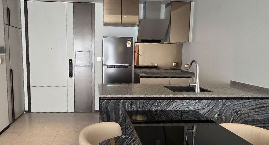 For rent 1 bed condo in Watthana, Bangkok