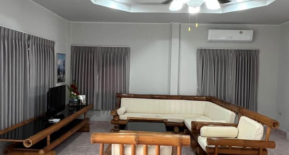 ให้เช่า 2 ห้องนอน บ้านเดี่ยว ใน จอมเทียน, พัทยา