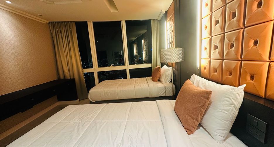 Wohnung zur Miete mit 3 Zimmer in Khlong Toei, Bangkok