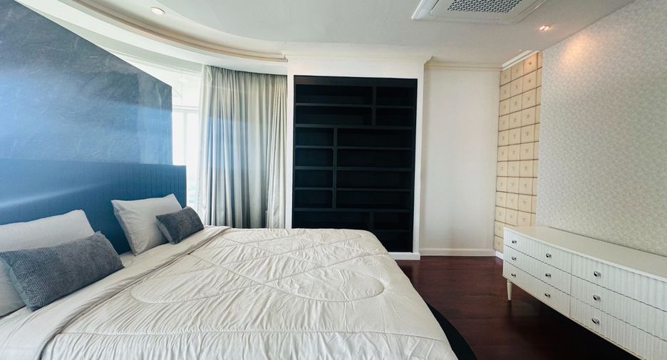 Wohnung zur Miete mit 3 Zimmer in Khlong Toei, Bangkok
