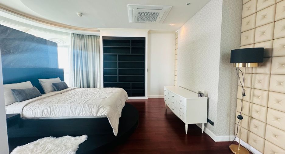 Wohnung zur Miete mit 3 Zimmer in Khlong Toei, Bangkok