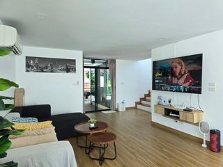 Villa en alquiler y en venta de 4 habitaciones en Mueang Chiang Mai, Chiang Mai