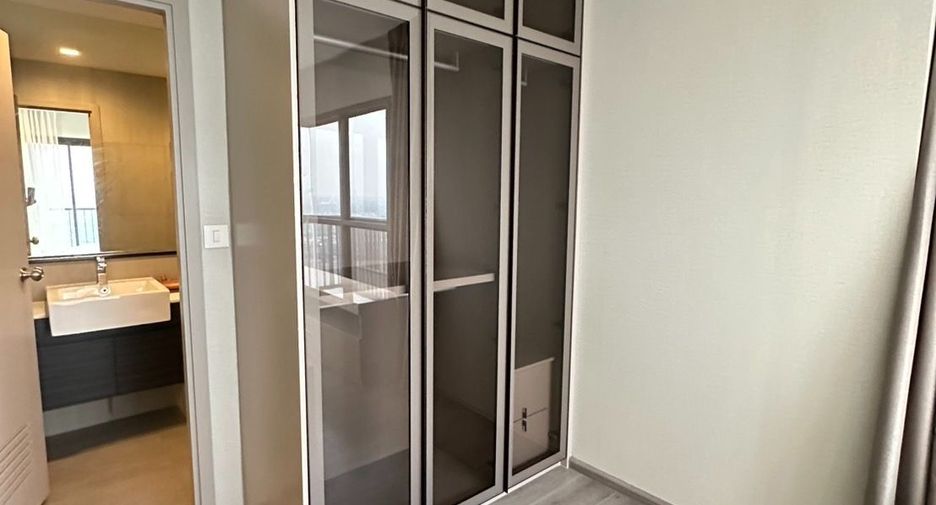 For rent 2 bedrooms condo in Mueang Nonthaburi, Nonthaburi