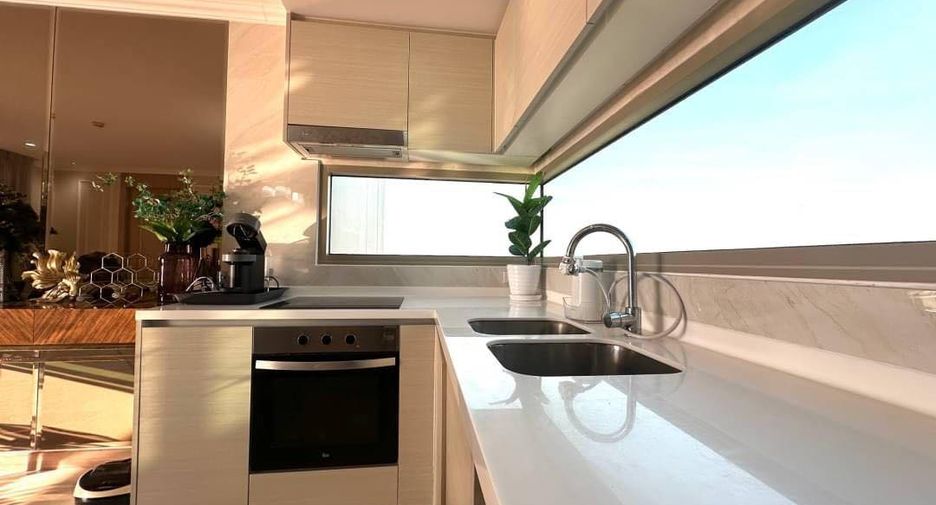 For sale 2 ベッドルーム condo in Bang Lamung, Chonburi