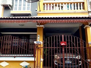 For sale 2 bed townhouse in Khlong Luang, Pathum Thani