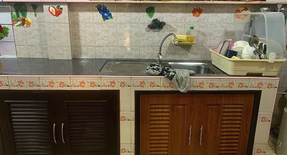 Продажа 2 спальни таунхаус в Khlong Luang, Патумтани