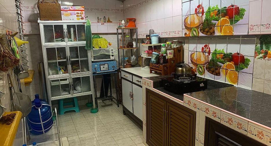Продажа 2 спальни таунхаус в Khlong Luang, Патумтани