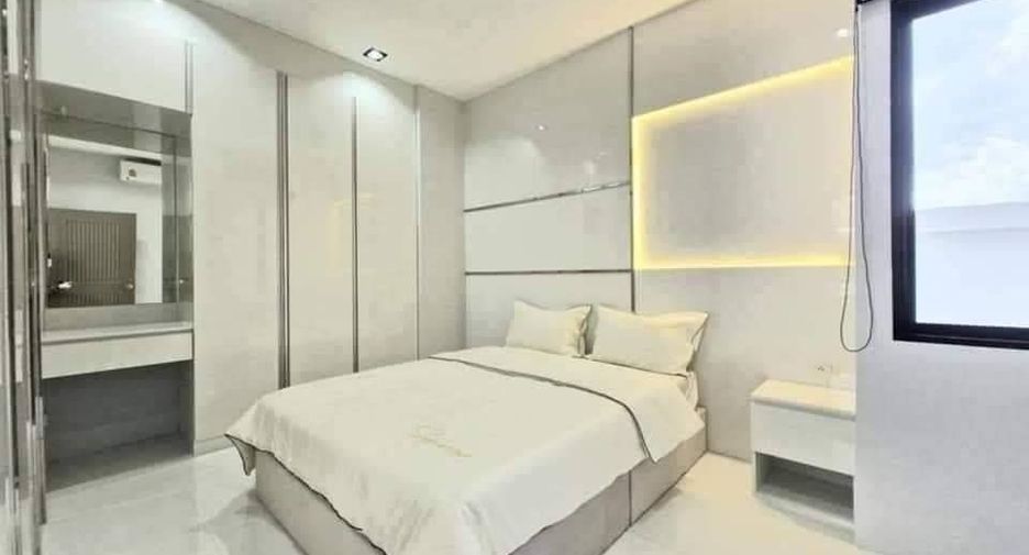 Haus zur Miete und zum Kauf mit 3 Zimmer in Bang Lamung, Chonburi
