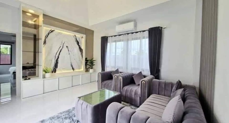 Haus zur Miete und zum Kauf mit 3 Zimmer in Bang Lamung, Chonburi