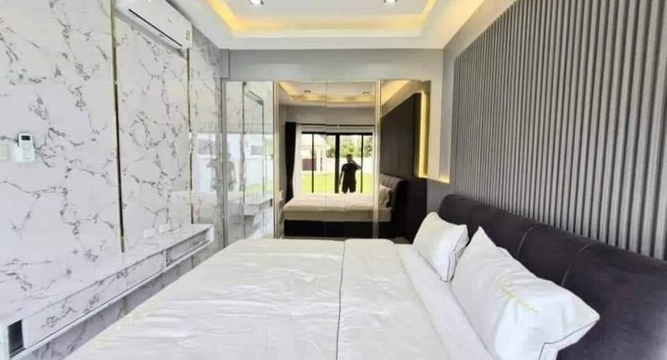 Haus zur Miete und zum Kauf mit 3 Zimmer in Bang Lamung, Chonburi