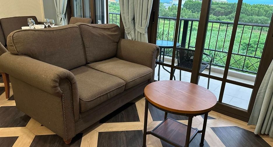 For sale 2 bedrooms condo in Jomtien, Pattaya