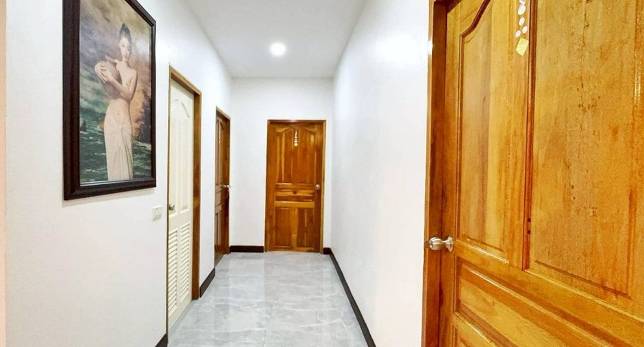 For rent 3 bedrooms house in Bang Lamung, Chonburi