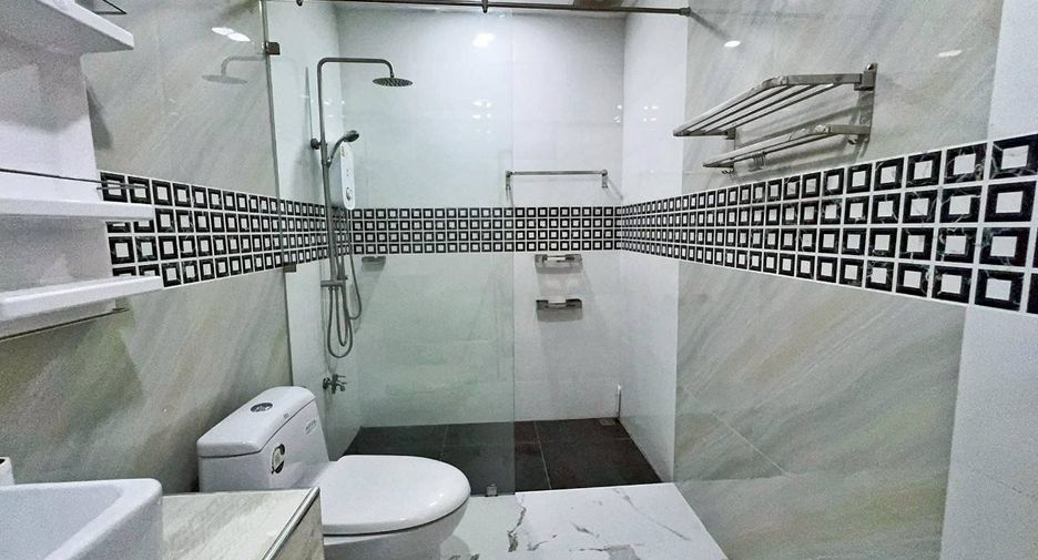 For rent 3 bedrooms house in Bang Lamung, Chonburi