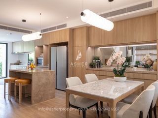 For sale 4 bedrooms house in Watthana, Bangkok