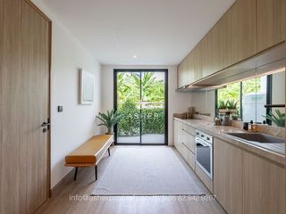 For sale 4 bedrooms house in Watthana, Bangkok