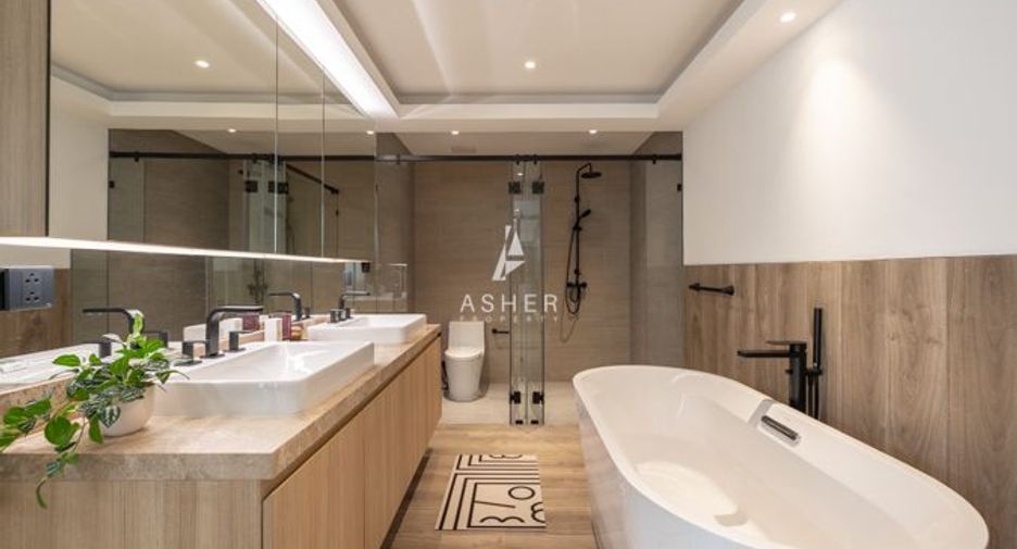 Haus zum Kauf mit 4 Zimmer in Watthana, Bangkok
