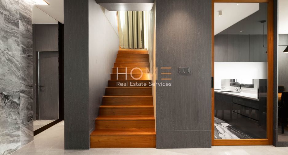 For sale 4 bedrooms house in Khan Na Yao, Bangkok