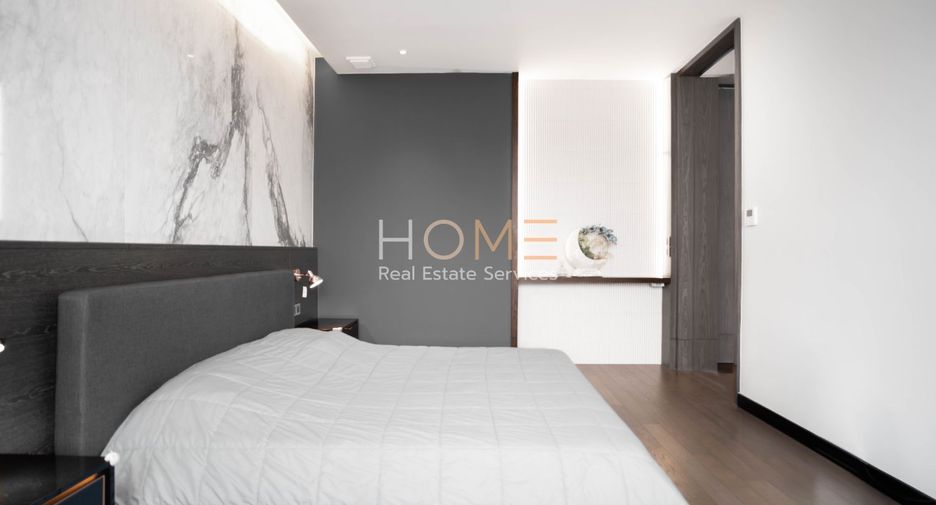 For sale 4 bedrooms house in Khan Na Yao, Bangkok